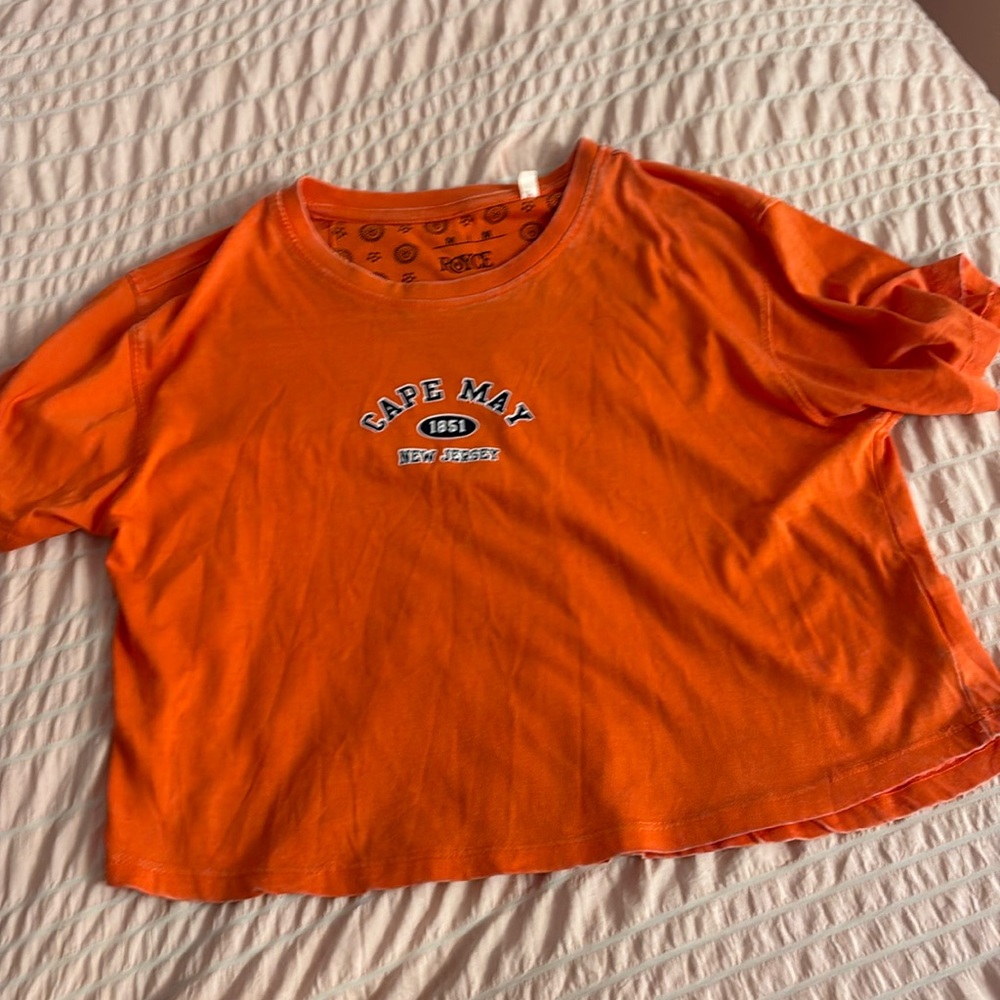 te shirt
